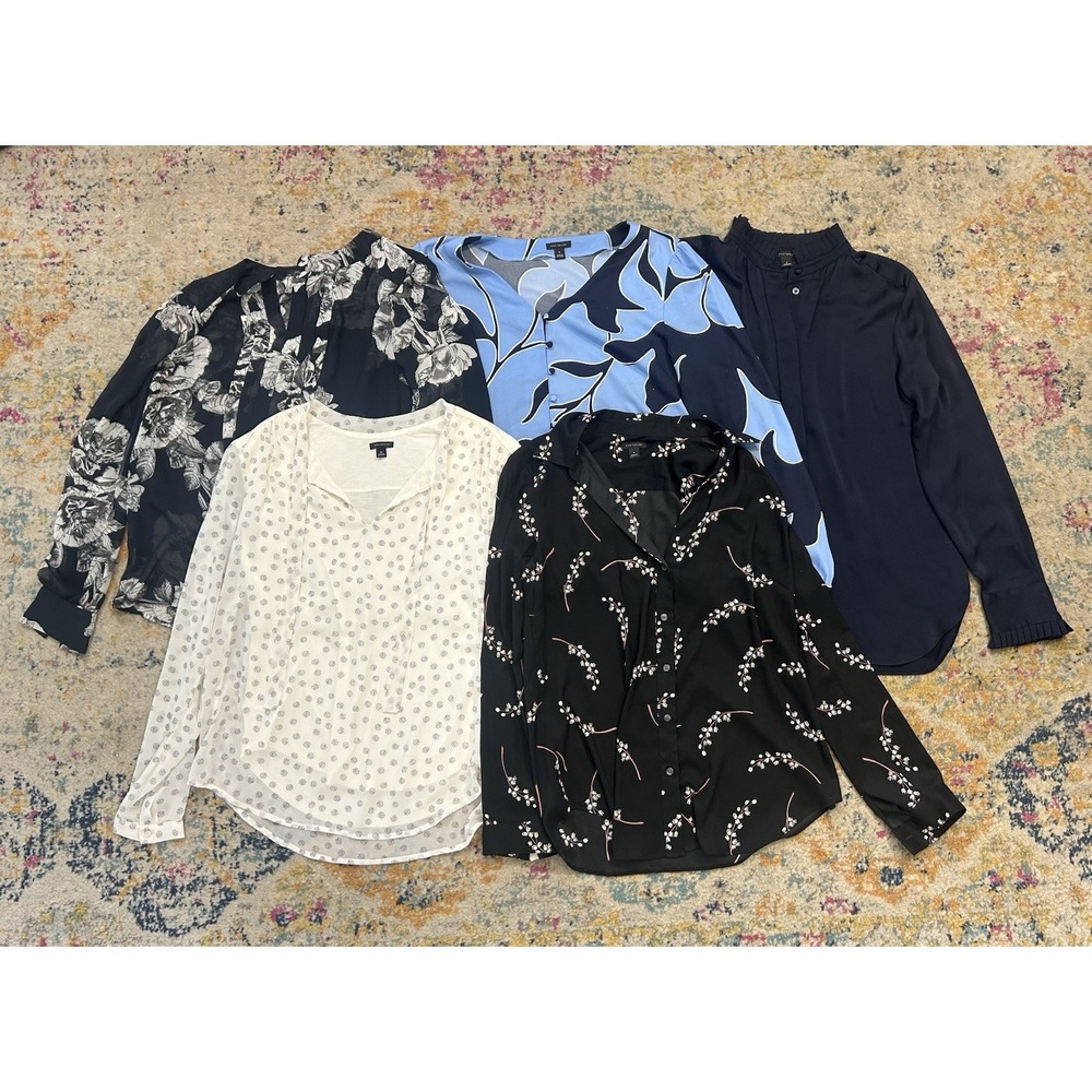 Ann Taylor Lot Of Work Blouses Women Medium Pattern Floral Professional Workwear